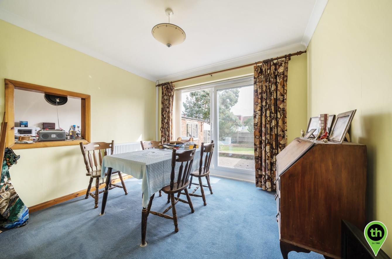 Fairmead Crescent, Edgware Taylor Hawkins